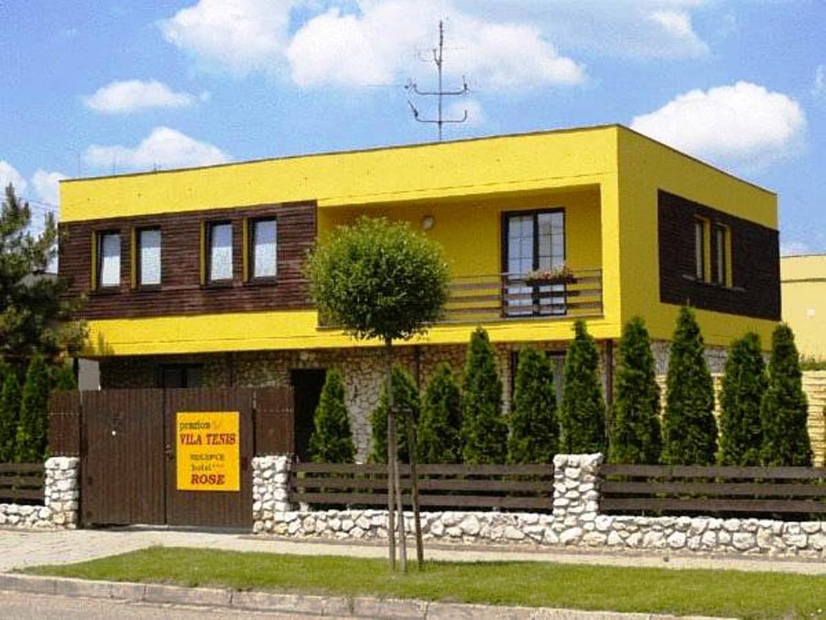 Penzion Rose Břeclav Εξωτερικό φωτογραφία
